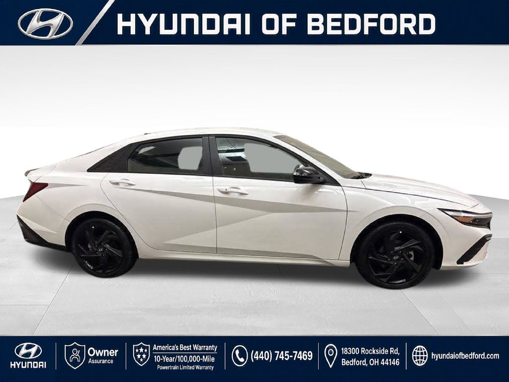 Certified 2026 Hyundai Elantra Sport FWD image 4