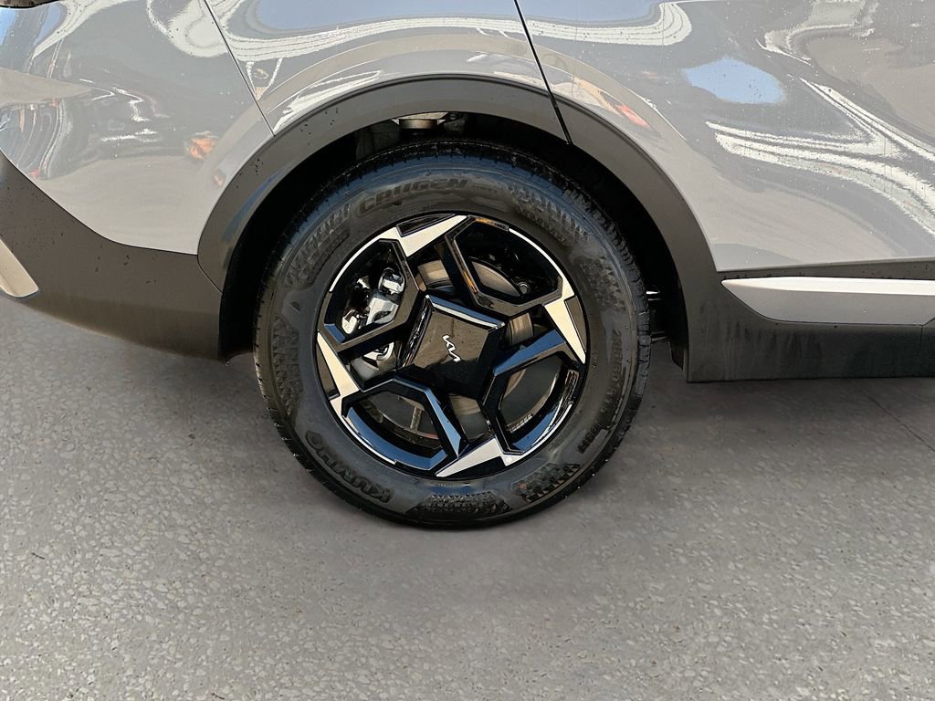 New 2026 Kia Sportage EX image 29