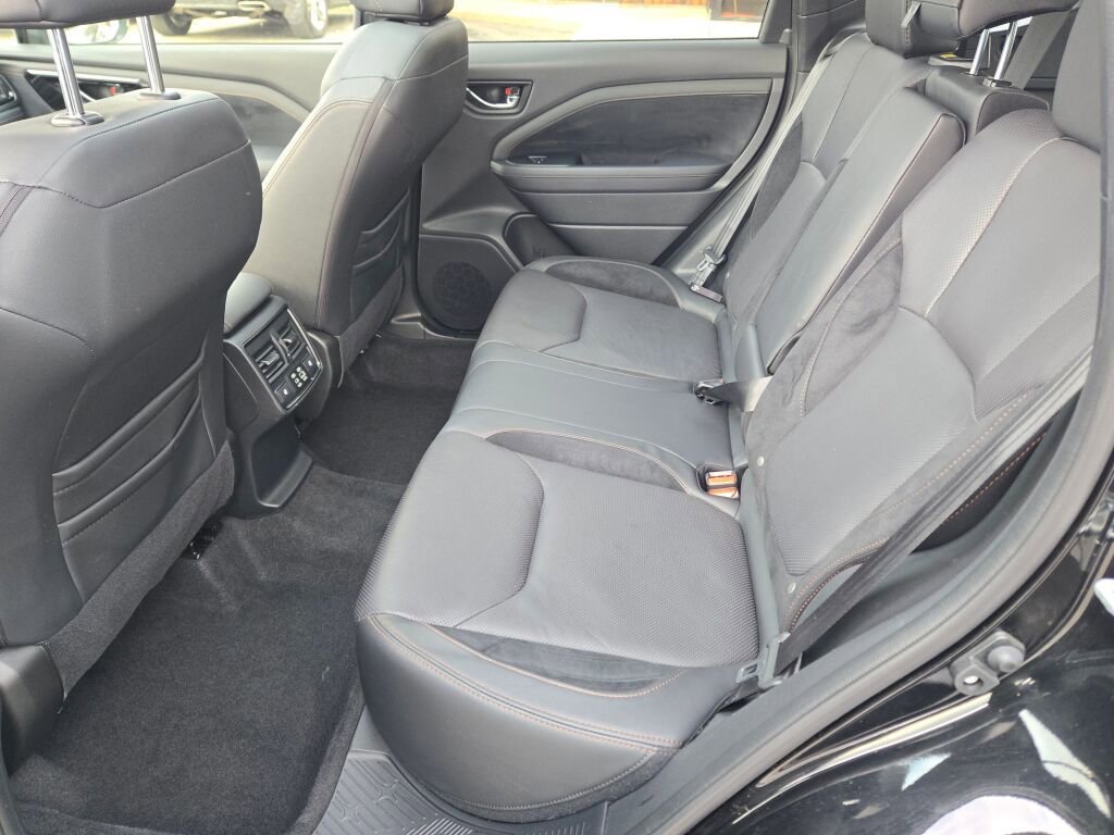 Used 2025 Subaru Forester Touring image 21