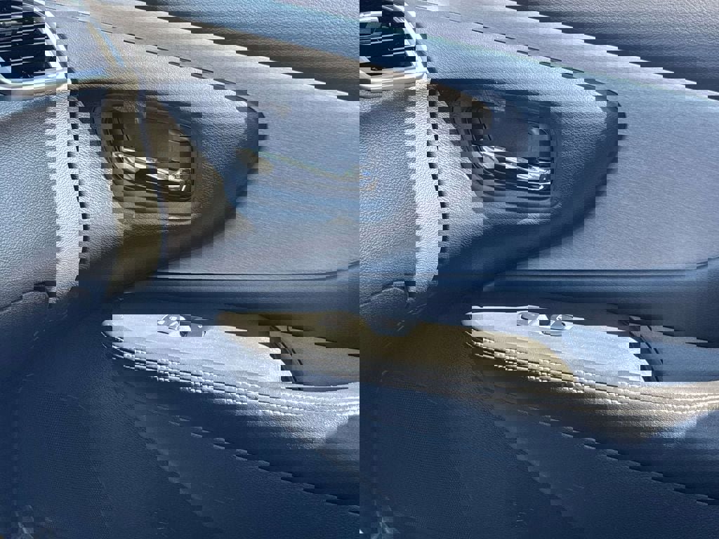 Certified 2024 Nissan Murano SV w/ SV Midnight Edition Package image 28