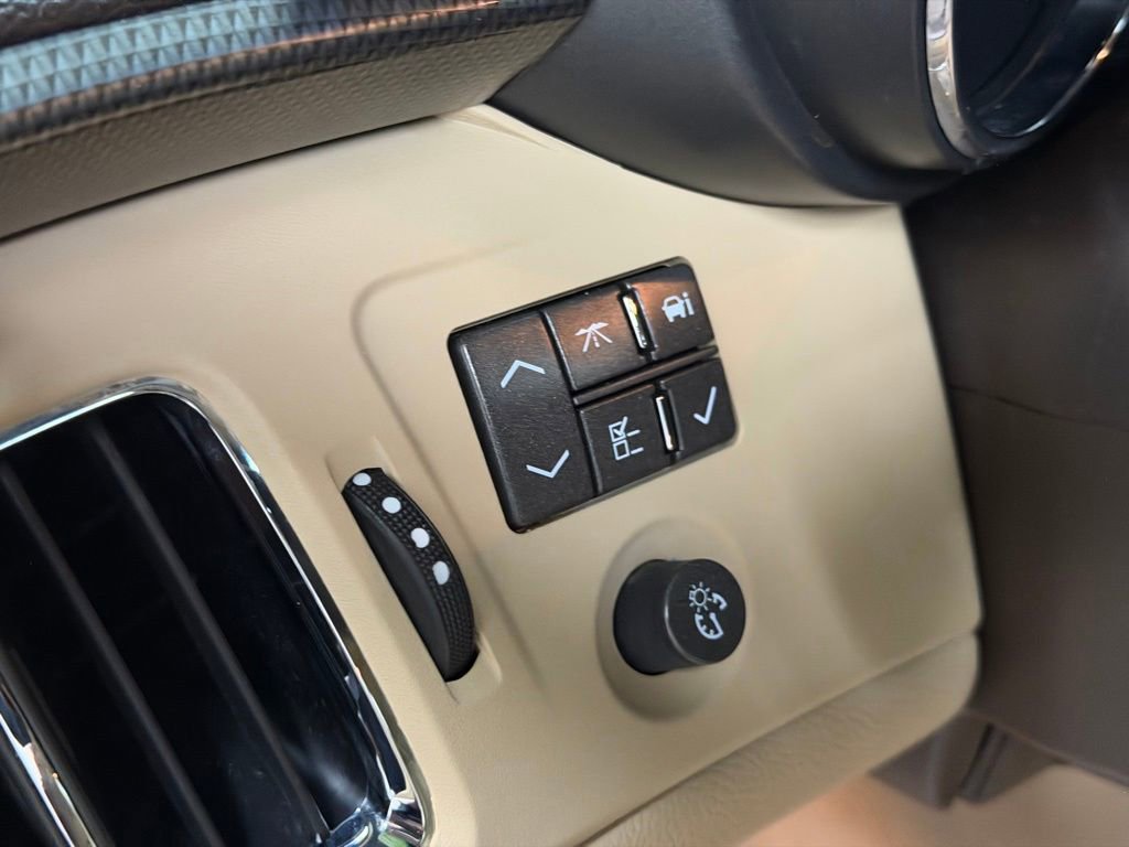 Used 2013 Cadillac CTS Luxury image 29