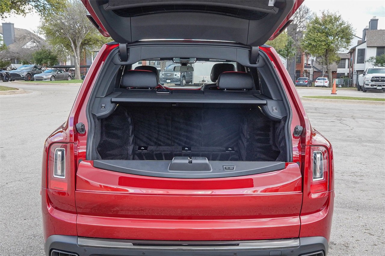 Certified 2024 Rolls-Royce Cullinan Black Badge w/ Dark Exterior Package image 47