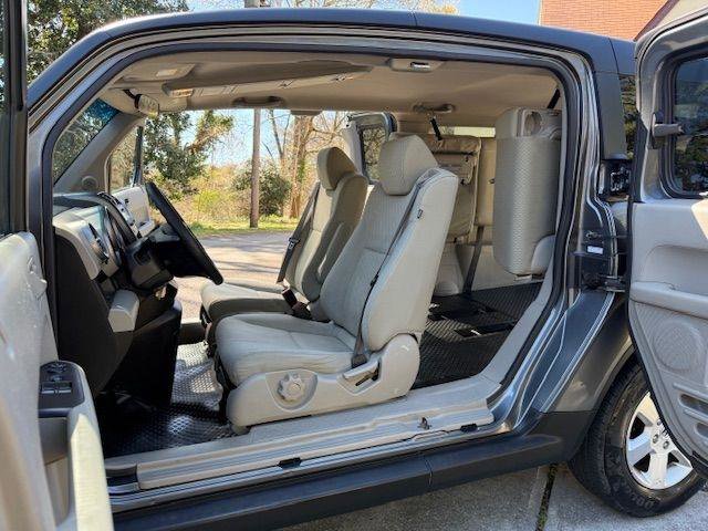 Used 2011 Honda Element EX image 25