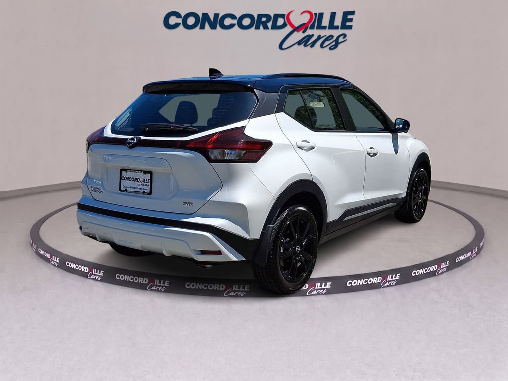 Certified 2023 Nissan Kicks SR w/ SR Premium Package FWD image 7