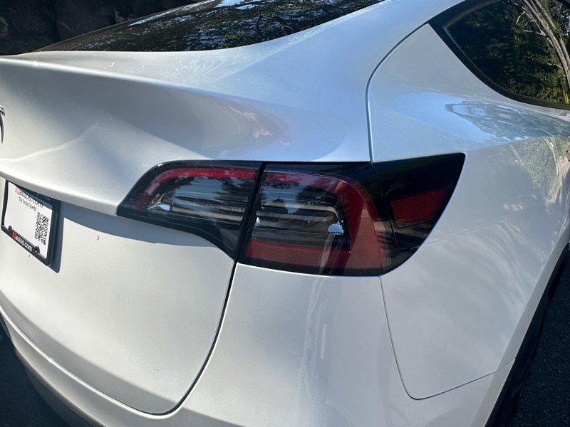 Used 2025 Tesla Model Y Long Range image 58