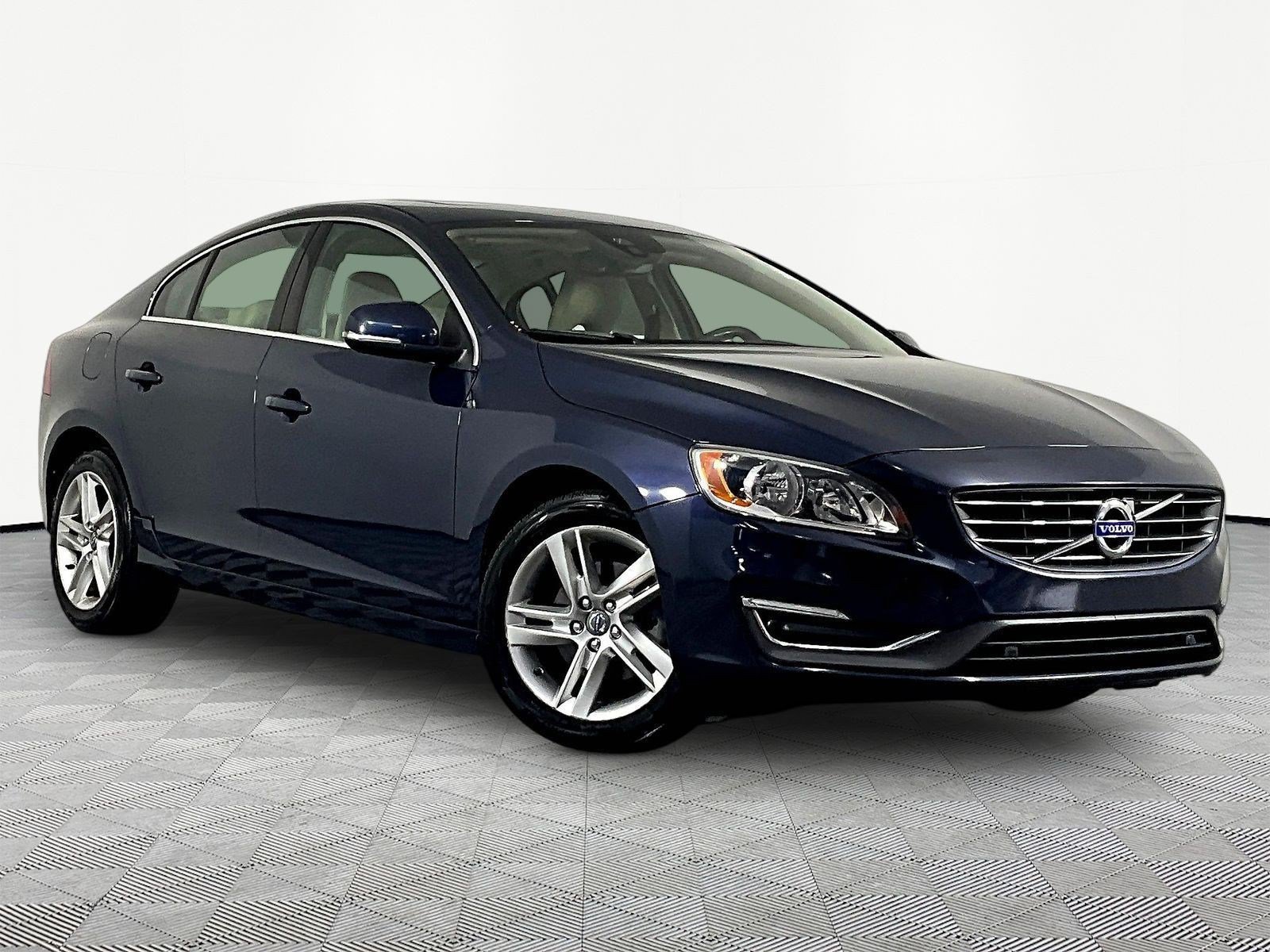 Used 2015 Volvo S60 T5 Premier FWD image 3