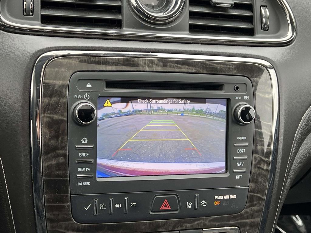 Used 2014 Buick Enclave Leather FWD image 21