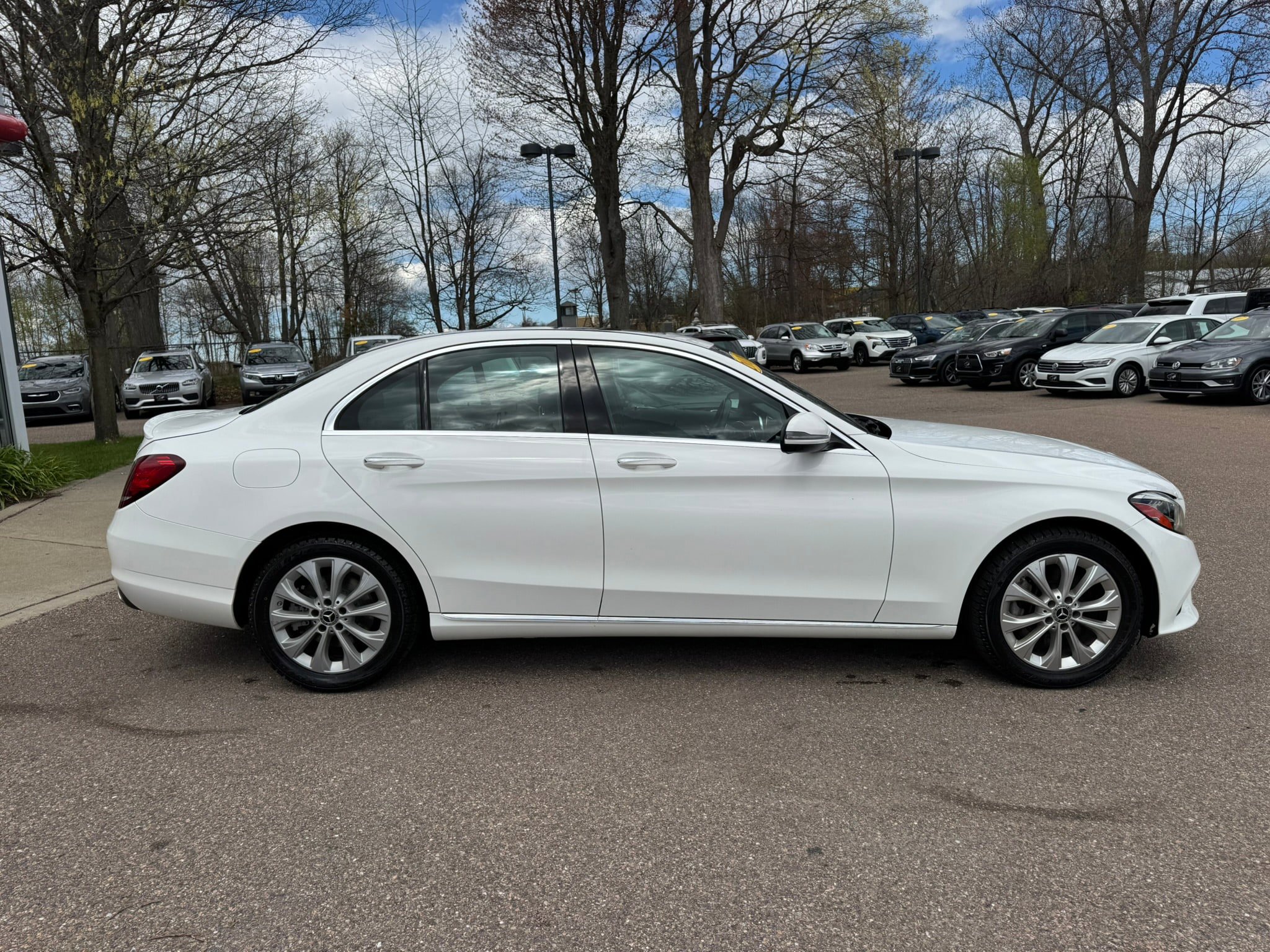 Used 2019 Mercedes-Benz C 300 4MATIC Sedan image 8