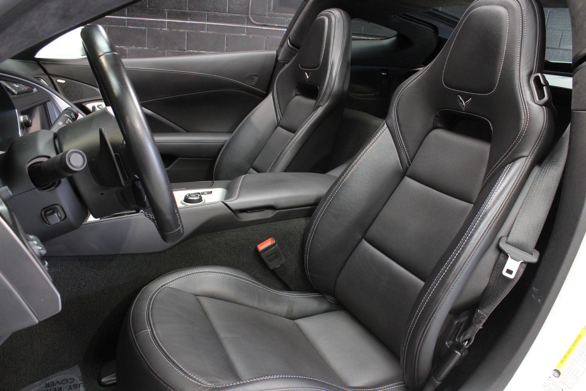 Used 2019 Chevrolet Corvette Stingray Coupe image 38