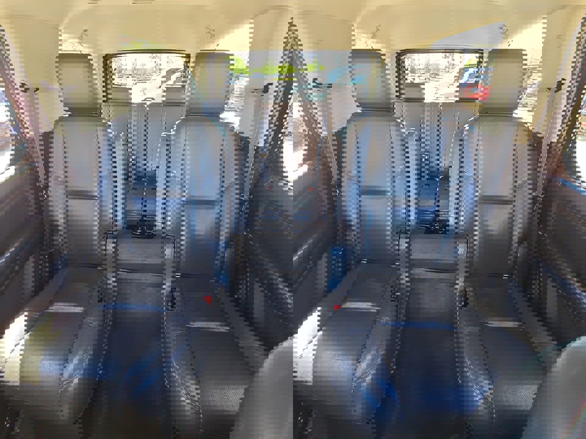 Used 2013 GMC Yukon Denali image 22