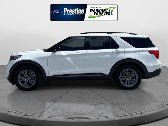 Certified 2022 Ford Explorer XLT w/ Equipment Group 202A RWD image 7