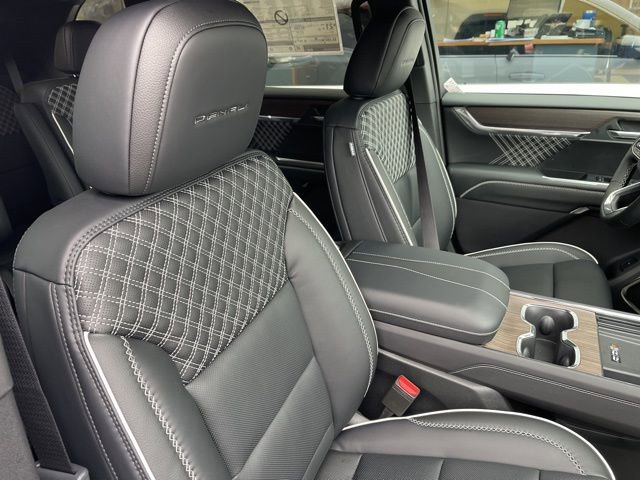 New 2026 GMC Acadia Denali w/ Super Cruise Package image 11