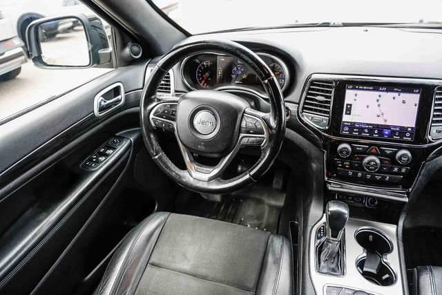 Used 2020 Jeep Grand Cherokee Altitude AWD/4WD image 17