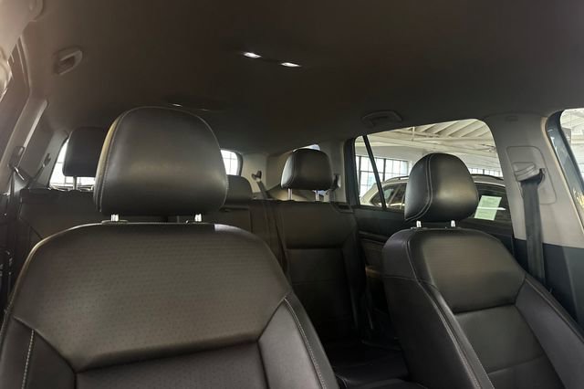 Used 2021 Volkswagen Atlas SE image 21