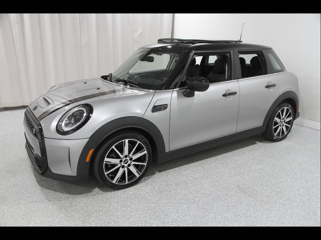 Certified 2024 MINI Cooper S FWD image 3