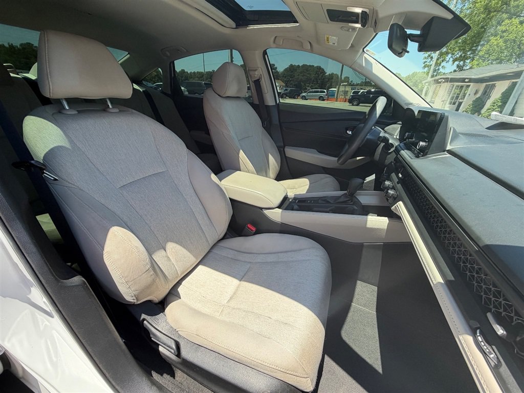 Used 2023 Honda Accord EX image 19