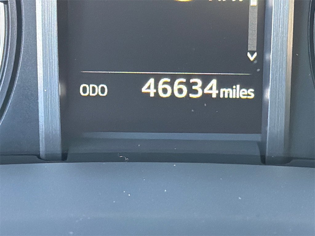 Used 2024 Toyota 4Runner Limited image 27