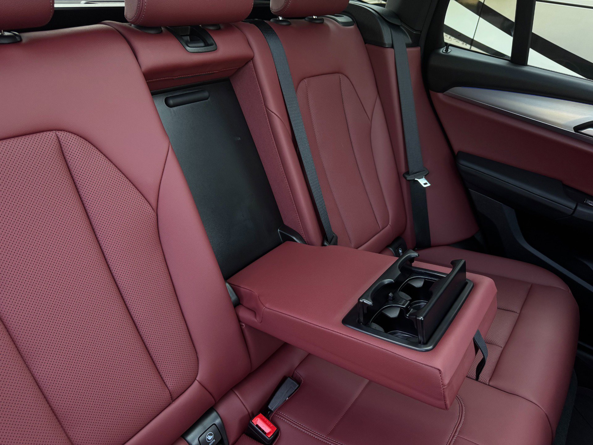 Used 2023 BMW X3 sDrive30i w/ M Sport Package image 47