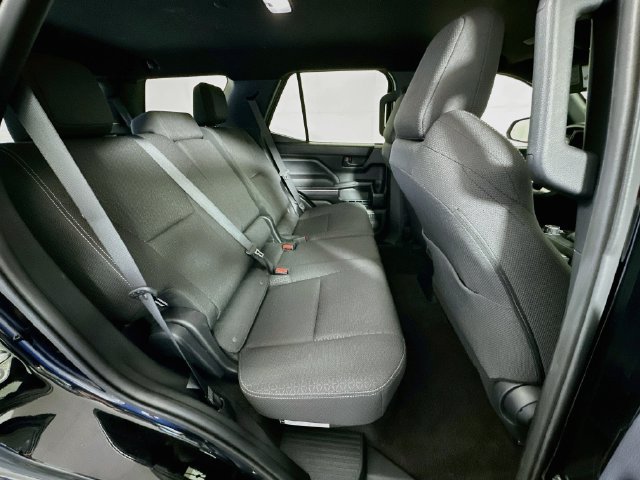 Used 2026 Toyota 4Runner SR5 AWD/4WD image 26