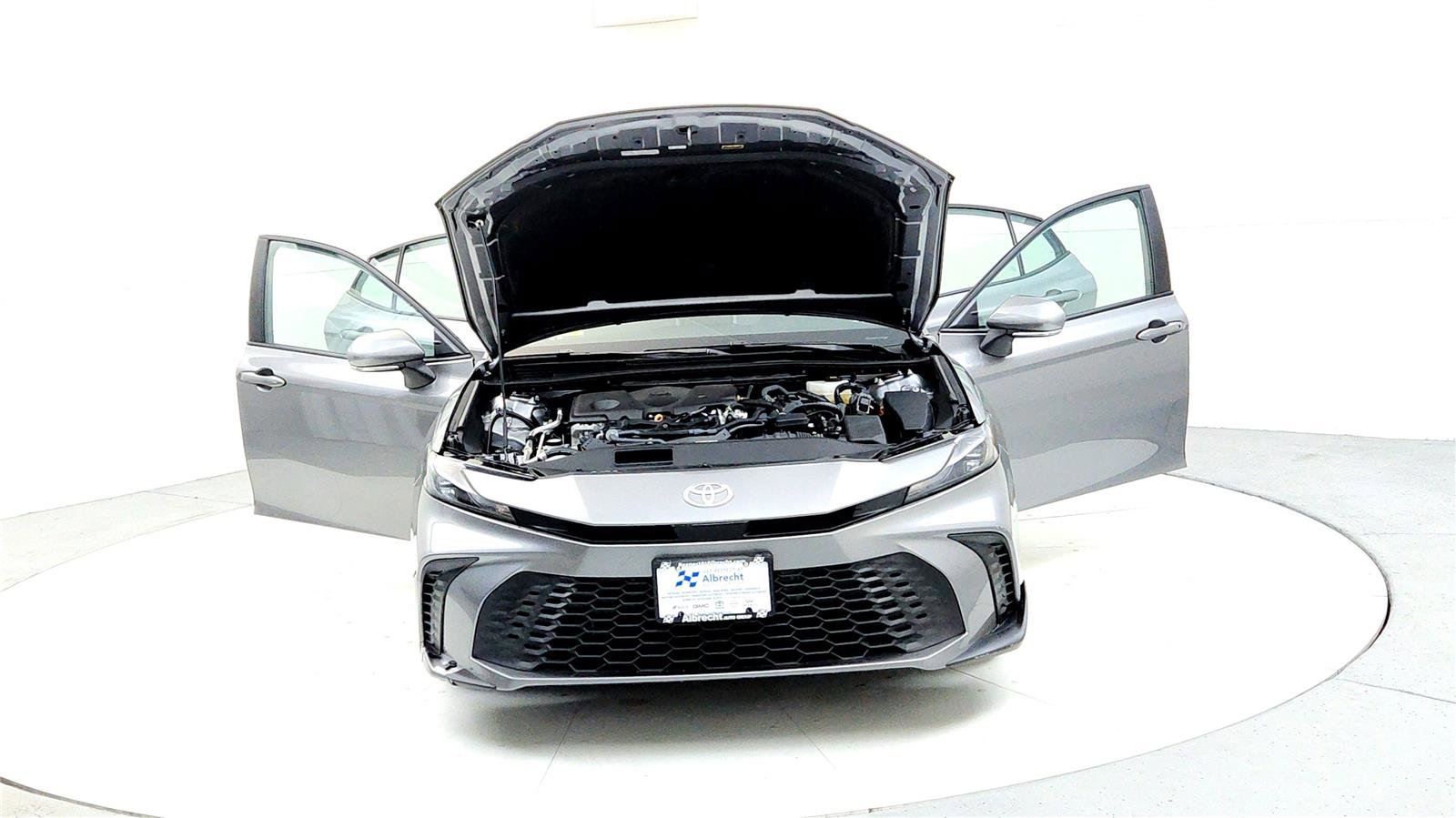 Certified 2025 Toyota Camry SE image 9