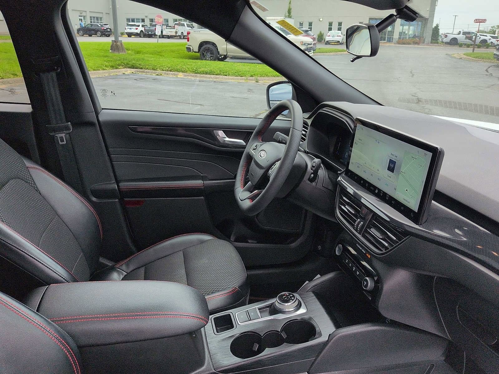Used 2023 Ford Escape ST-Line w/ Tech Pack #1 FWD image 10
