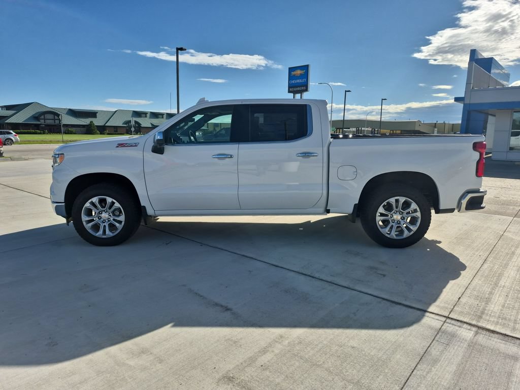 New 2026 Chevrolet Silverado 1500 LTZ w/ LTZ Premium Package AWD/4WD image 2