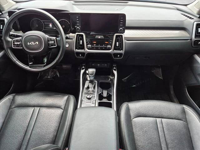 Used 2023 Kia Sorento S FWD image 17