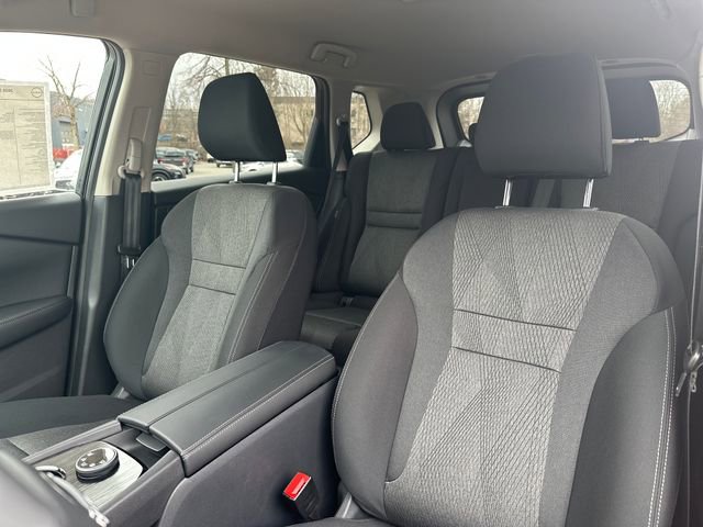 New 2026 Nissan Rogue SV image 5