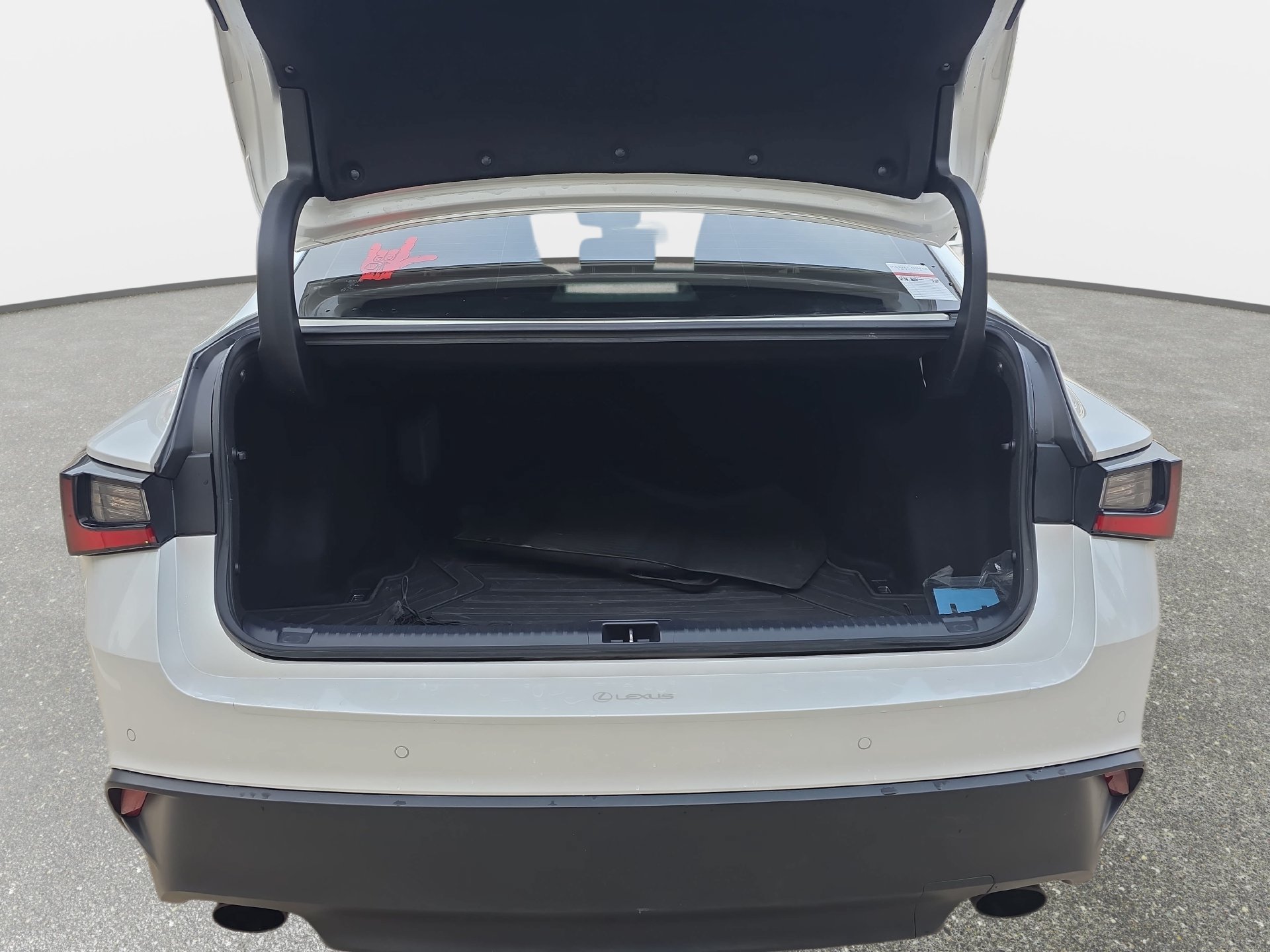 Used 2024 Lexus IS 300 w/ Comfort Package RWD image 12