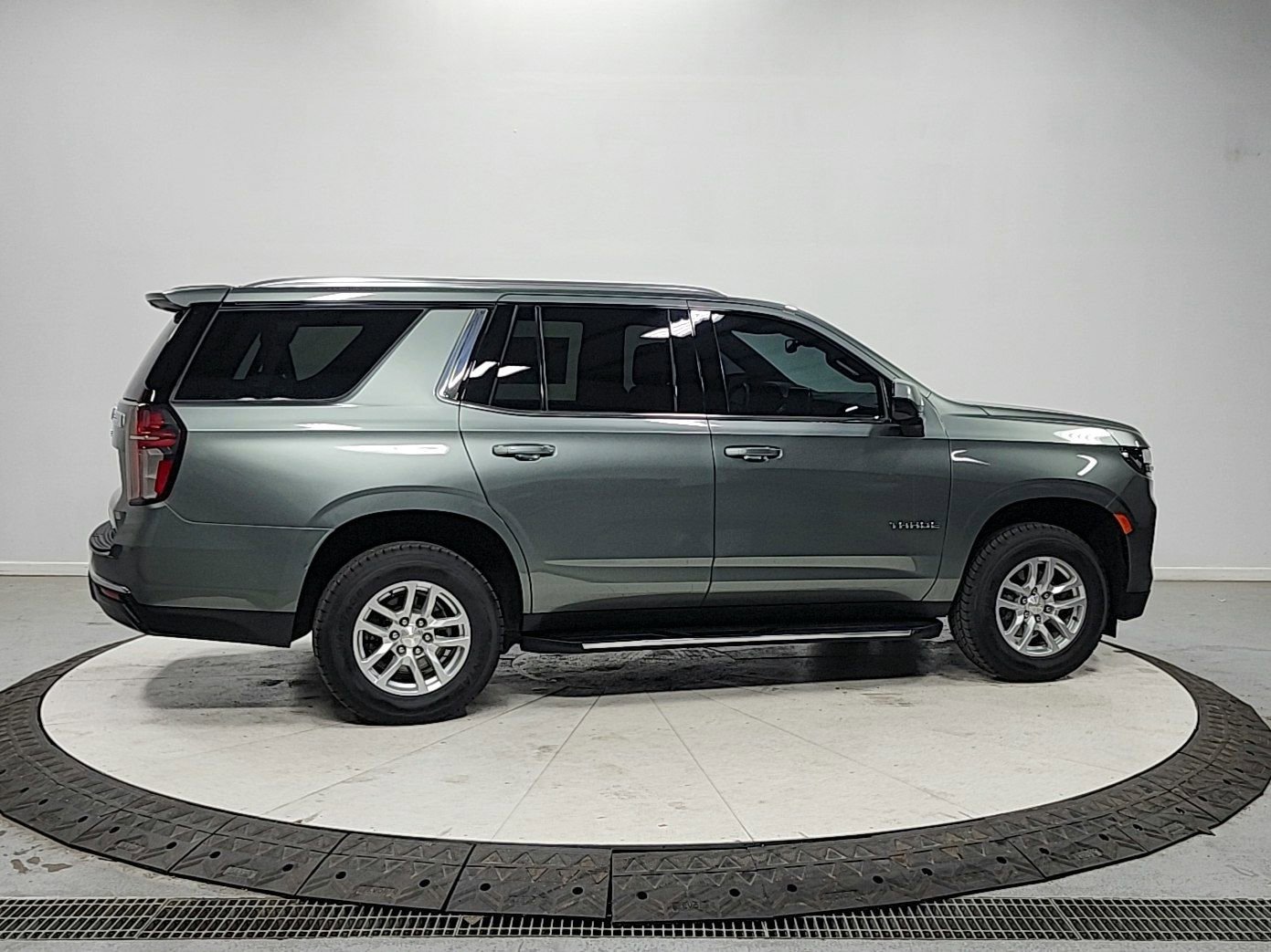 Used 2024 Chevrolet Tahoe LT image 8