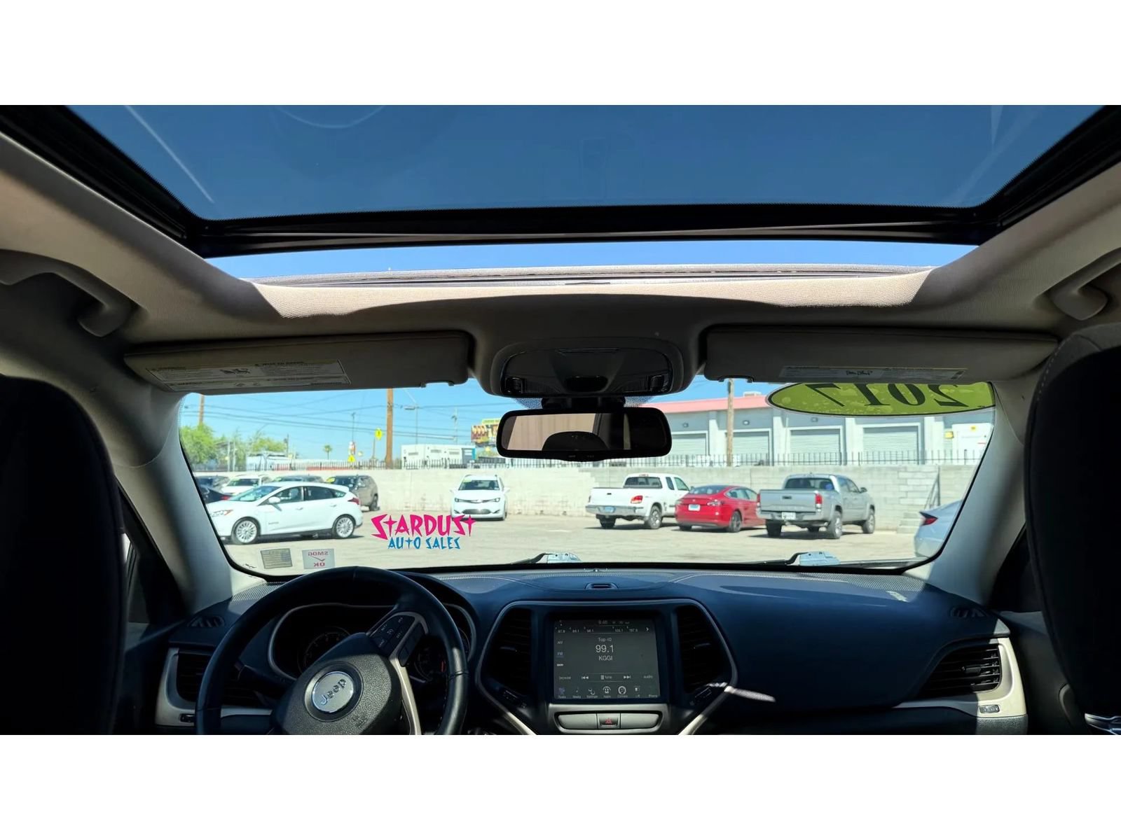 Used 2017 Jeep Cherokee 75th Anniversary FWD image 14
