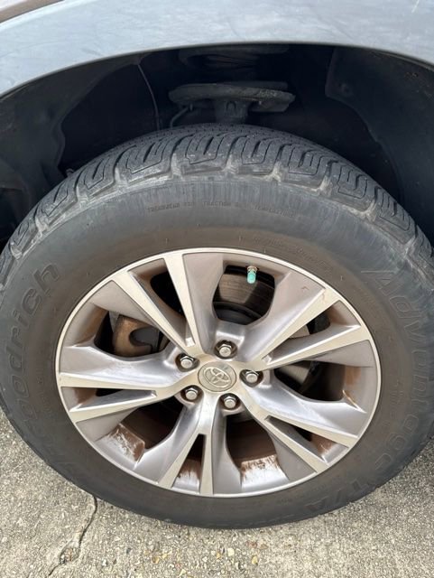 Used 2015 Toyota Highlander XLE FWD image 28