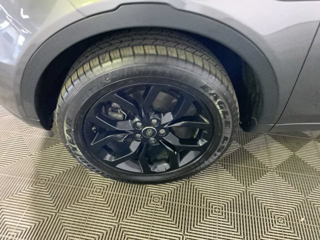 Used 2018 Land Rover Discovery Sport HSE AWD/4WD image 39