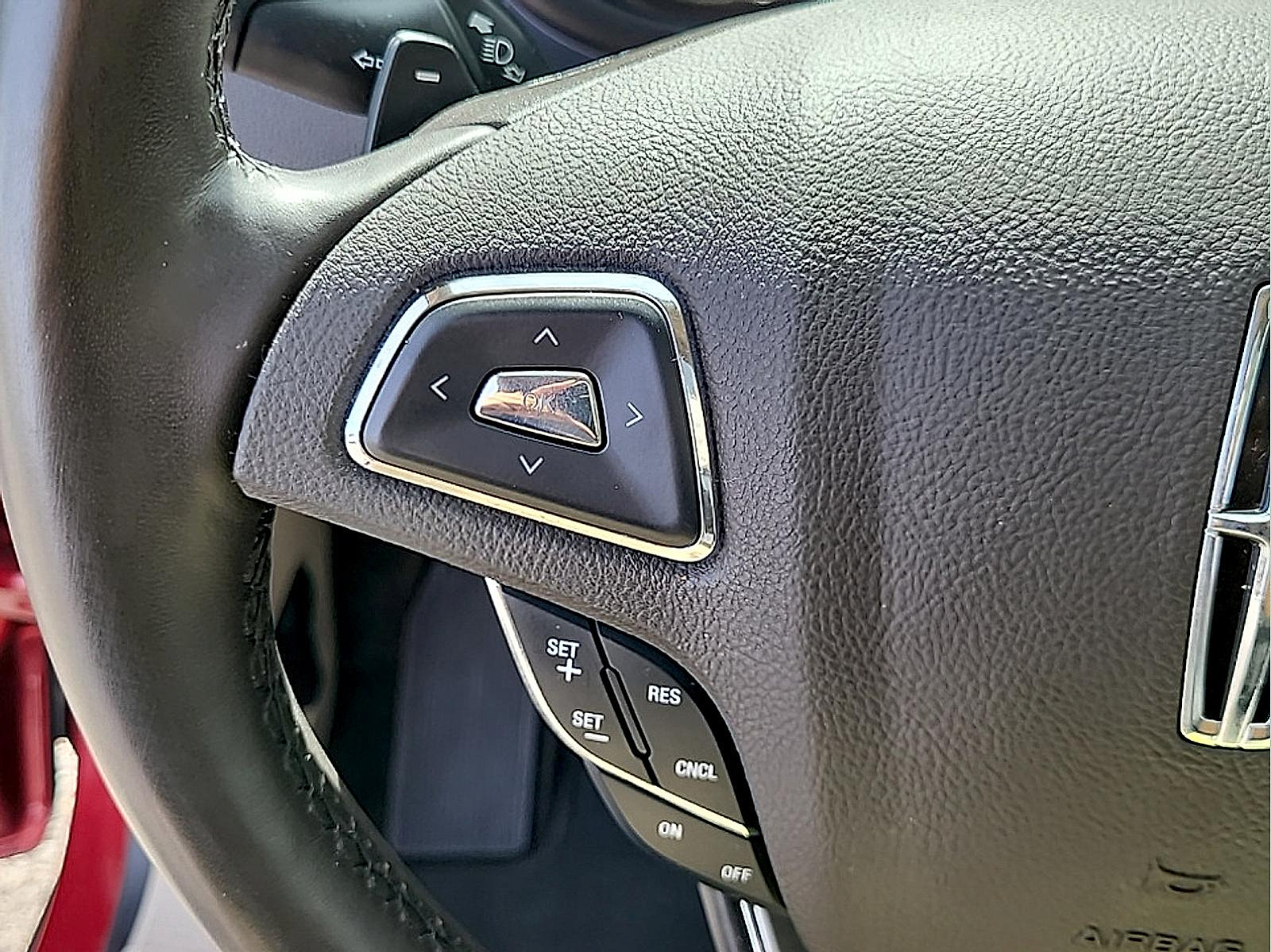 Used 2017 Lincoln MKC Select w/ Select Plus Package AWD/4WD image 18