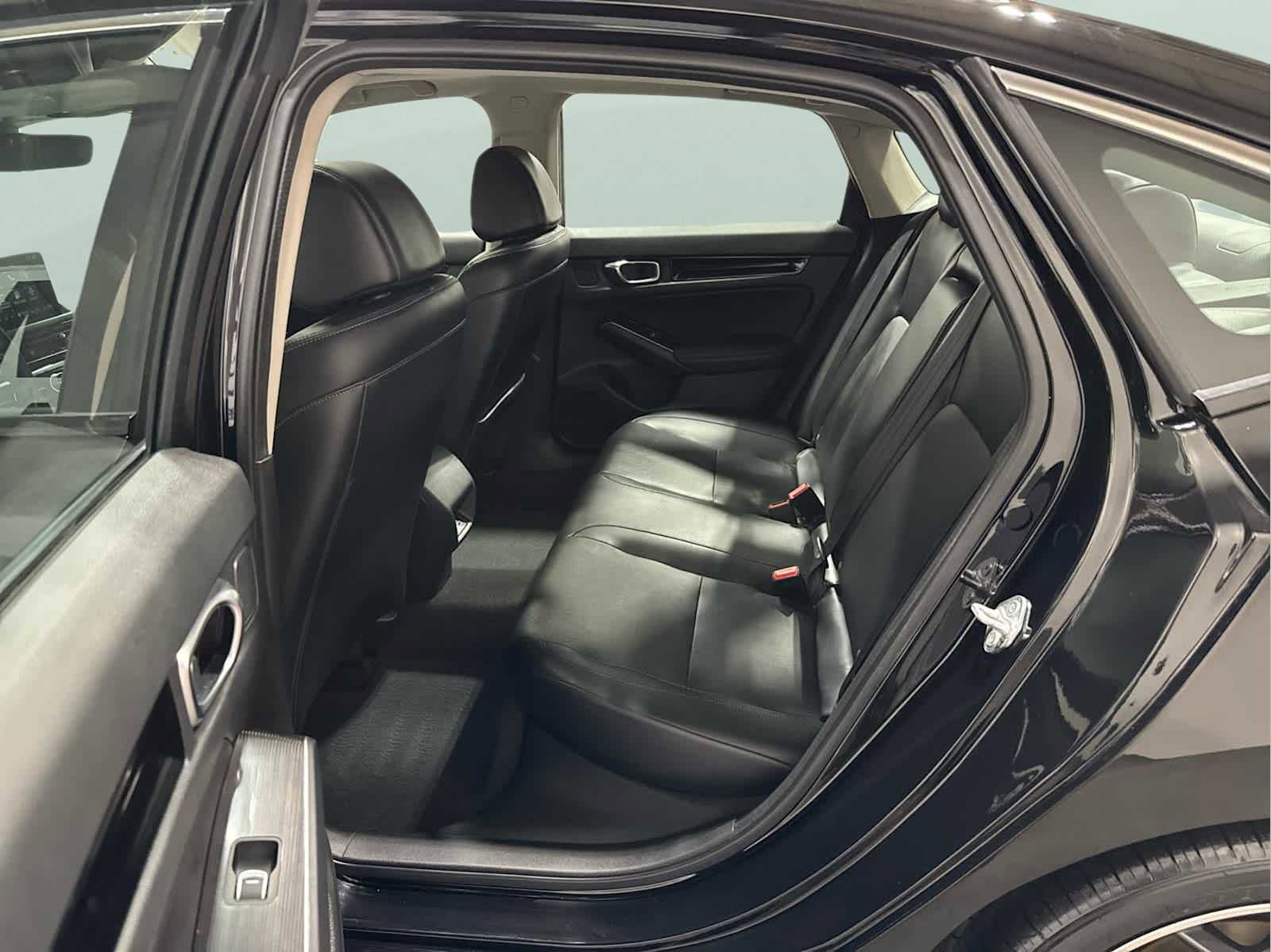 Used 2022 Honda Civic Touring image 24