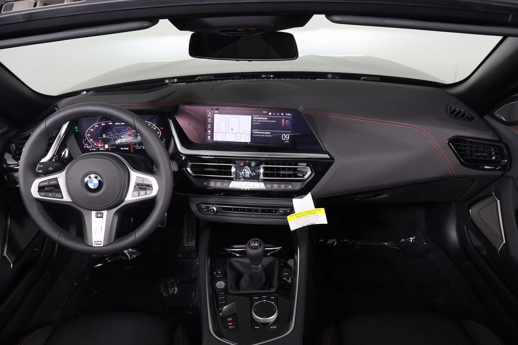 New 2026 BMW Z4 M40i RWD image 5