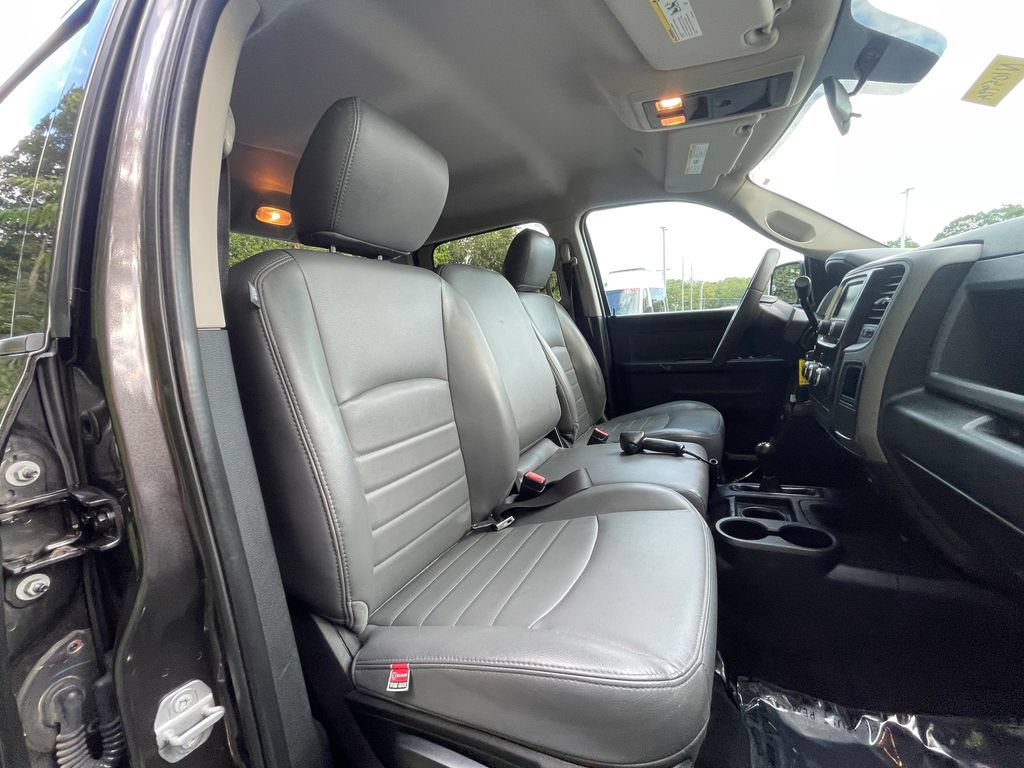 Used 2018 RAM 2500 ST AWD/4WD image 19