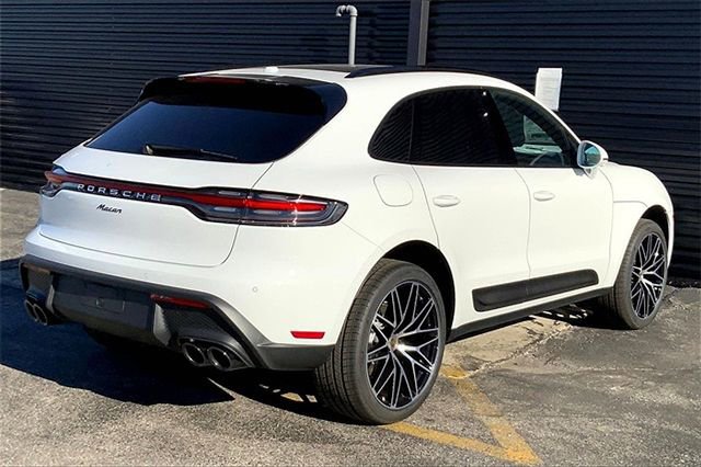 Certified 2026 Porsche Macan AWD/4WD image 10