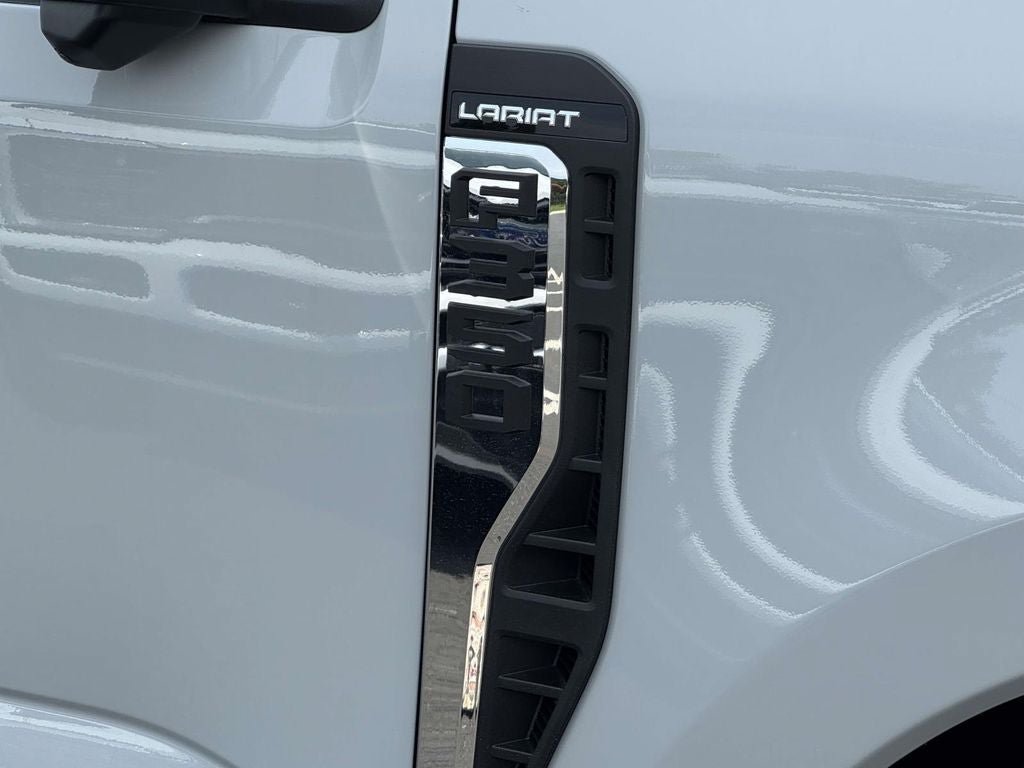 New 2026 Ford F350 Lariat w/ Lariat Ultimate Package AWD/4WD image 2