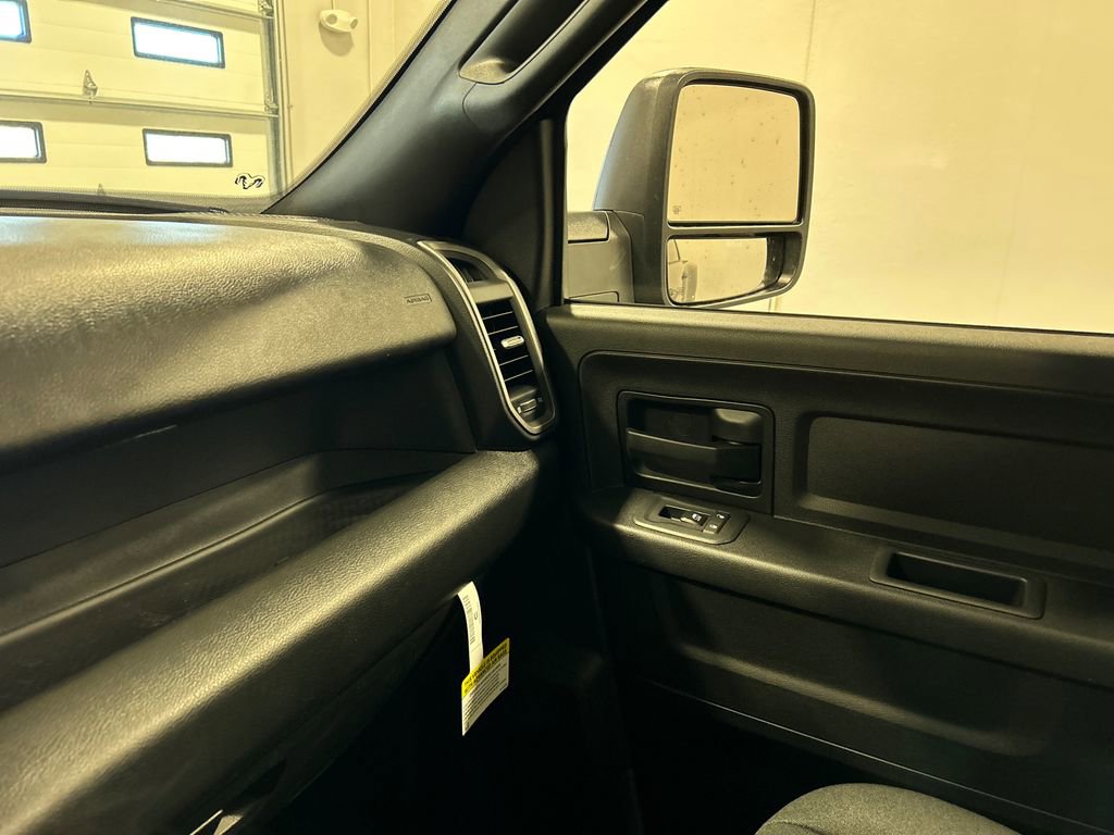 New 2026 RAM 3500 Tradesman image 26