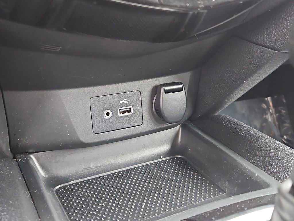 Used 2021 Nissan Rogue Sport S image 26