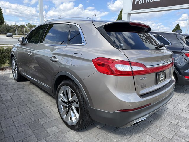 Used 2018 Lincoln MKX Reserve image 3
