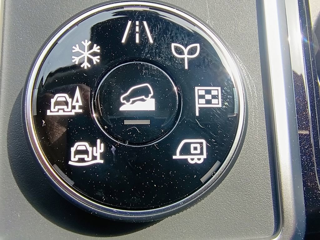 New 2026 Nissan Pathfinder Platinum image 21