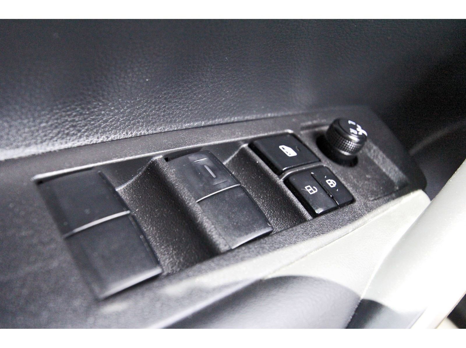 Used 2024 Toyota Corolla XLE FWD image 20
