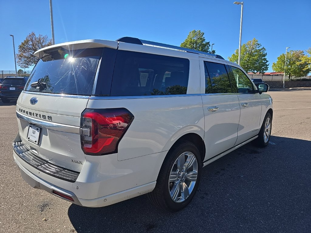 Used 2024 Ford Expedition Max Platinum AWD/4WD image 5