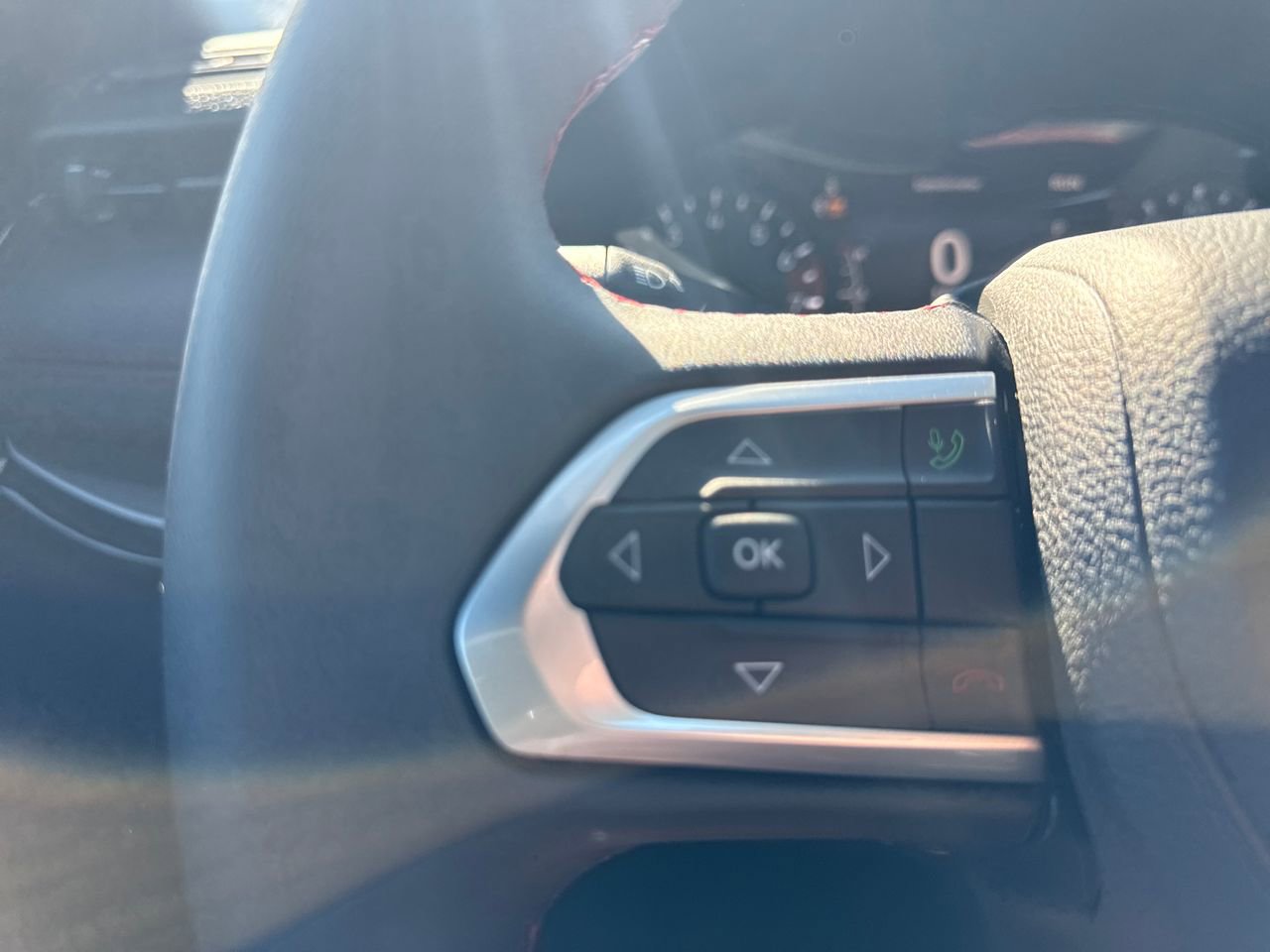 Used 2024 Jeep Compass Trailhawk image 24