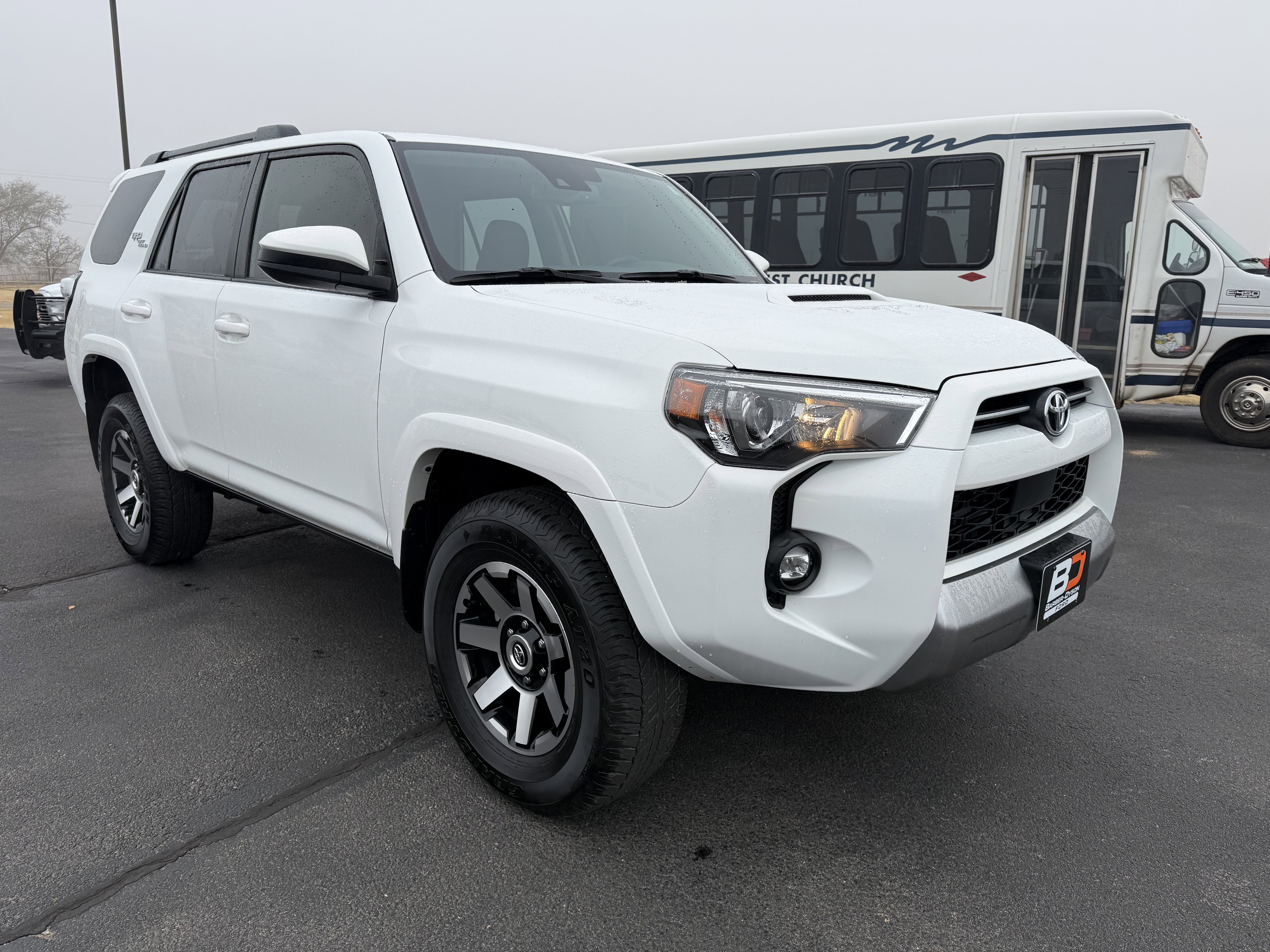 Used 2024 Toyota 4Runner TRD Off-Road image 2