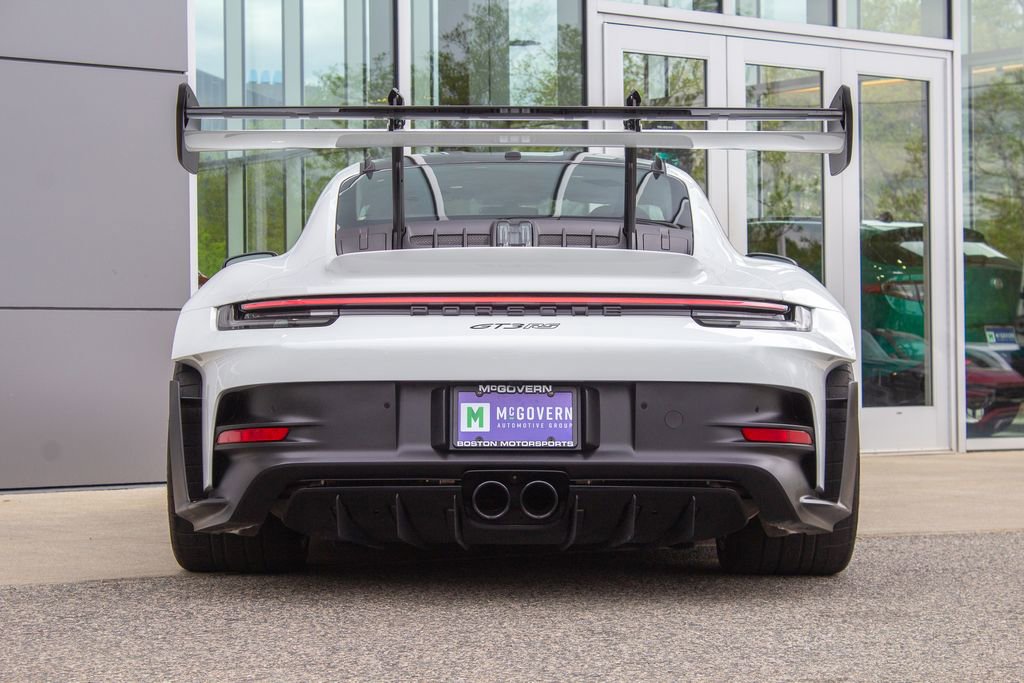 Used 2025 Porsche 911 GT3 RS RWD image 9