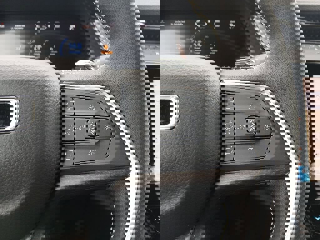 New 2026 Jeep Grand Cherokee L Laredo image 13