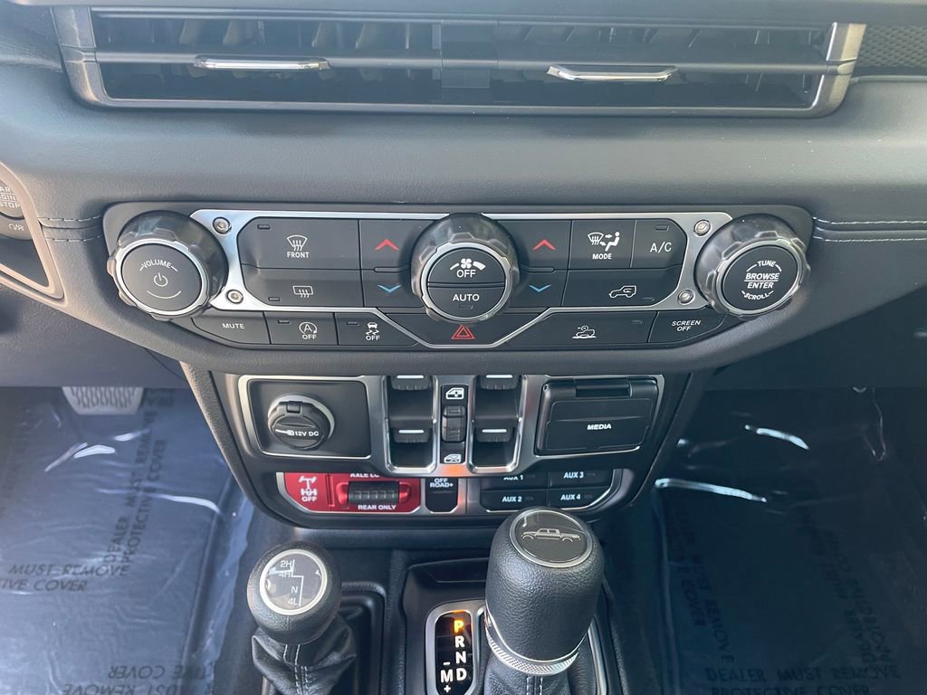 New 2026 Jeep Gladiator Mojave AWD/4WD image 16